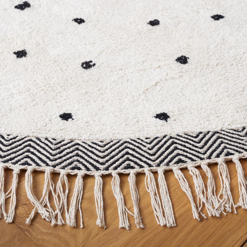 SAFAVIEH Easy Care Machine Washable Thieu Polka Dot Rug