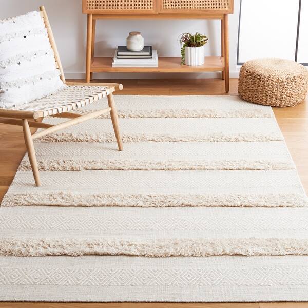 SAFAVIEH Handmade Vermont Hakima Rustic Boho Stripe Wool Rug On Sale