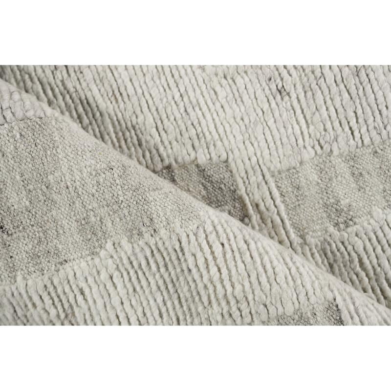 Exquisite Rugs Canyon Handmade Handwoven New Zealand Wool Silver Area Rug