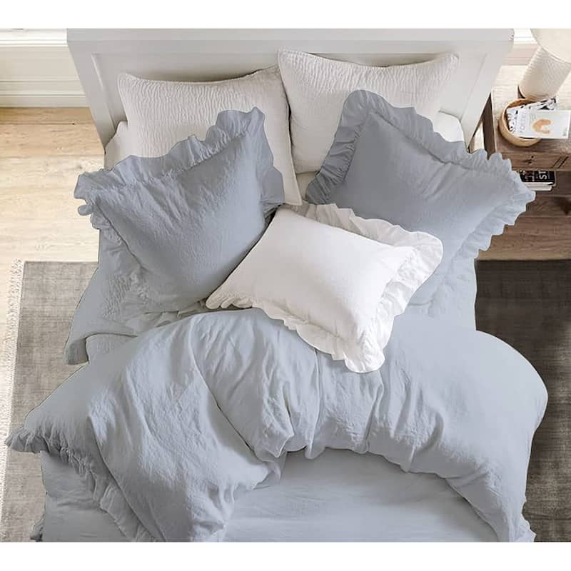Delara Organic Cotton 300 TC GOTS Certified 8 Internal Ties Ruffled Duvet Set