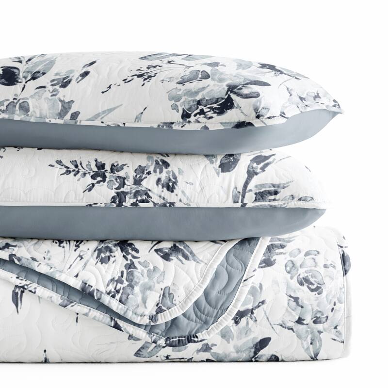 Becky Cameron All Season 3 Piece Floral Reversible Quilt Set