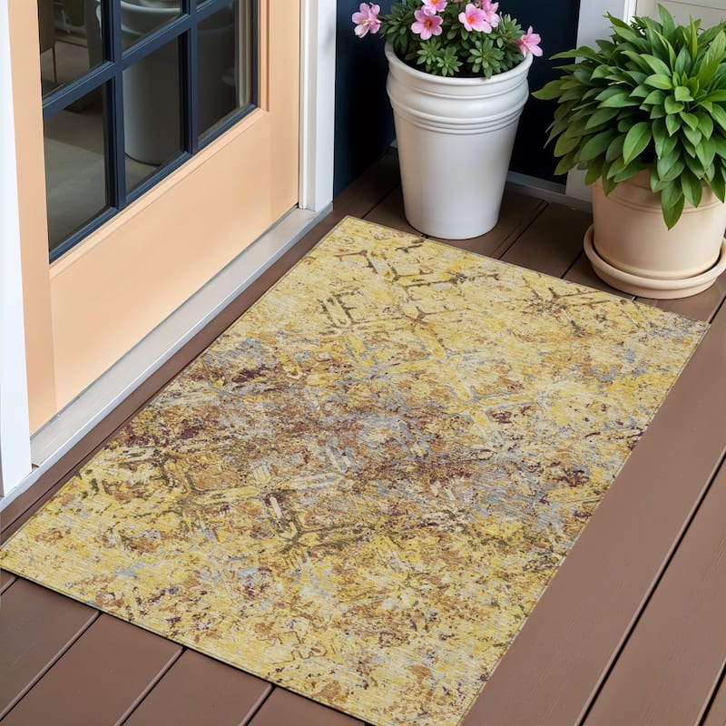 HomeRoots Geometric Transitional Rectangle Outdoor Rug - 3' x 5'
