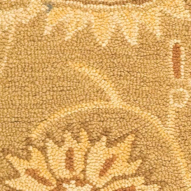 SAFAVIEH Handmade Berkeley Paisley Dosha Botanical Wool Rug