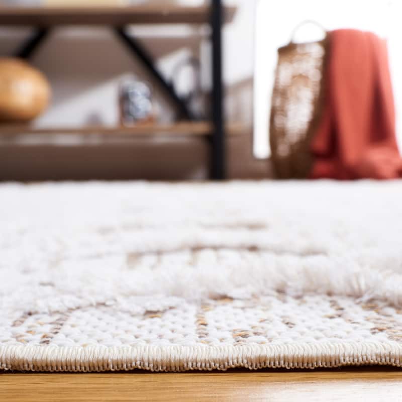 SAFAVIEH Augustine Tahmina Moroccan Boho Fringe Rug