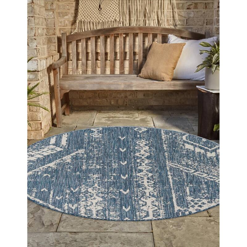 Outdoor Ogooplario Collection Area Rug