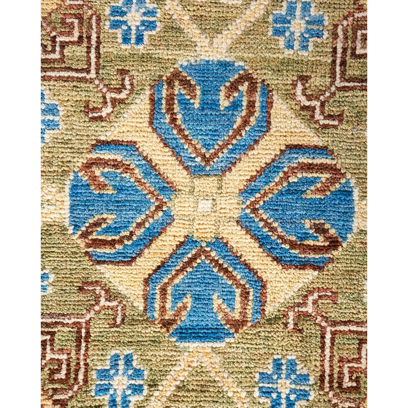 Overton Hand Knotted Wool Vintage Inspired Traditional Khotan Ivory Area Rug - 9' 0" x 11' 10"