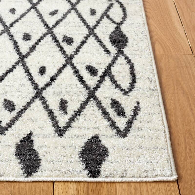 SAFAVIEH Tulum Mellie Moroccan Boho Rug