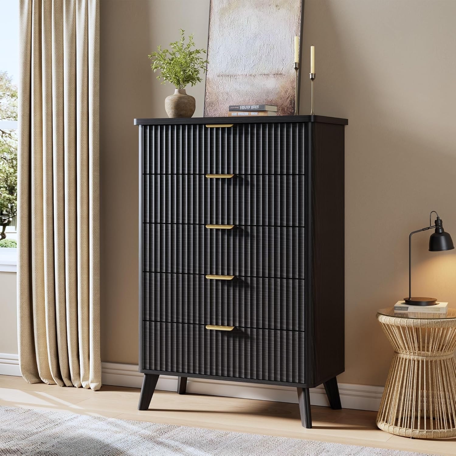 Fluted 5 Drawer Dresser, 47.2 in Tall Modern Wooden Chest of Drawers with Curved Design for Living Room or Hallway