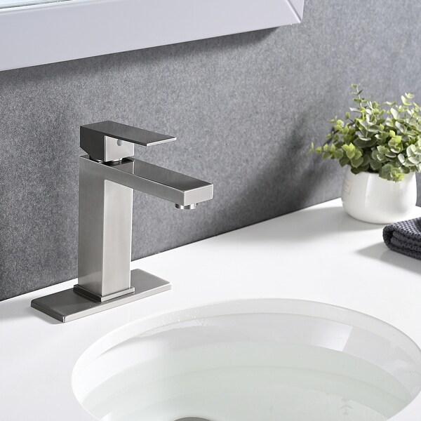 PROOX Single Bathroom Sink Faucet with Drain Assembly - On