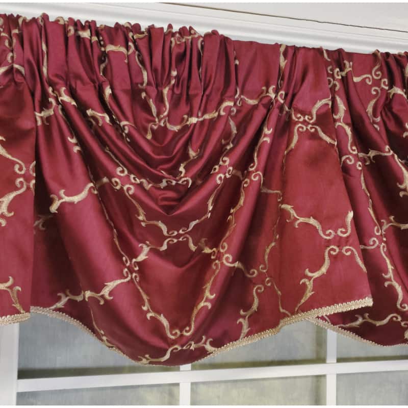 RLF Home Summit Diamond 2-Scoop Empire Valance With Trim