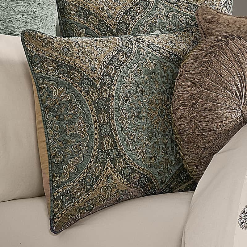 J. Queen New York Dorset California Comforter Set. - King
