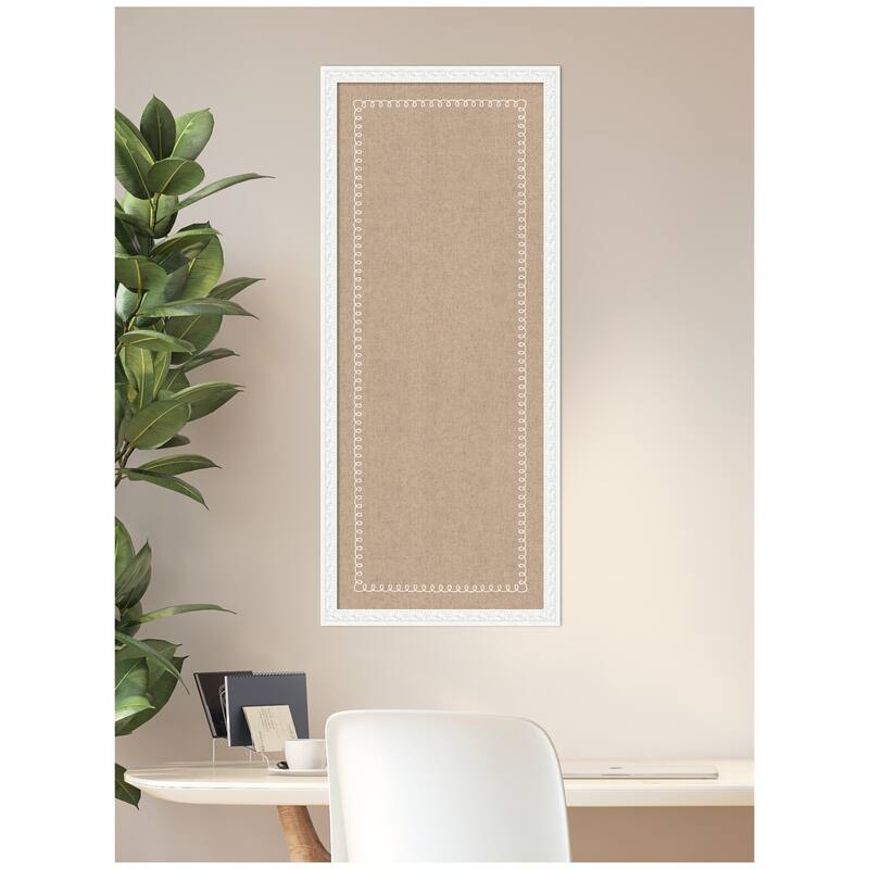 Kate and Laurel Pinboard White Scalloped Edge