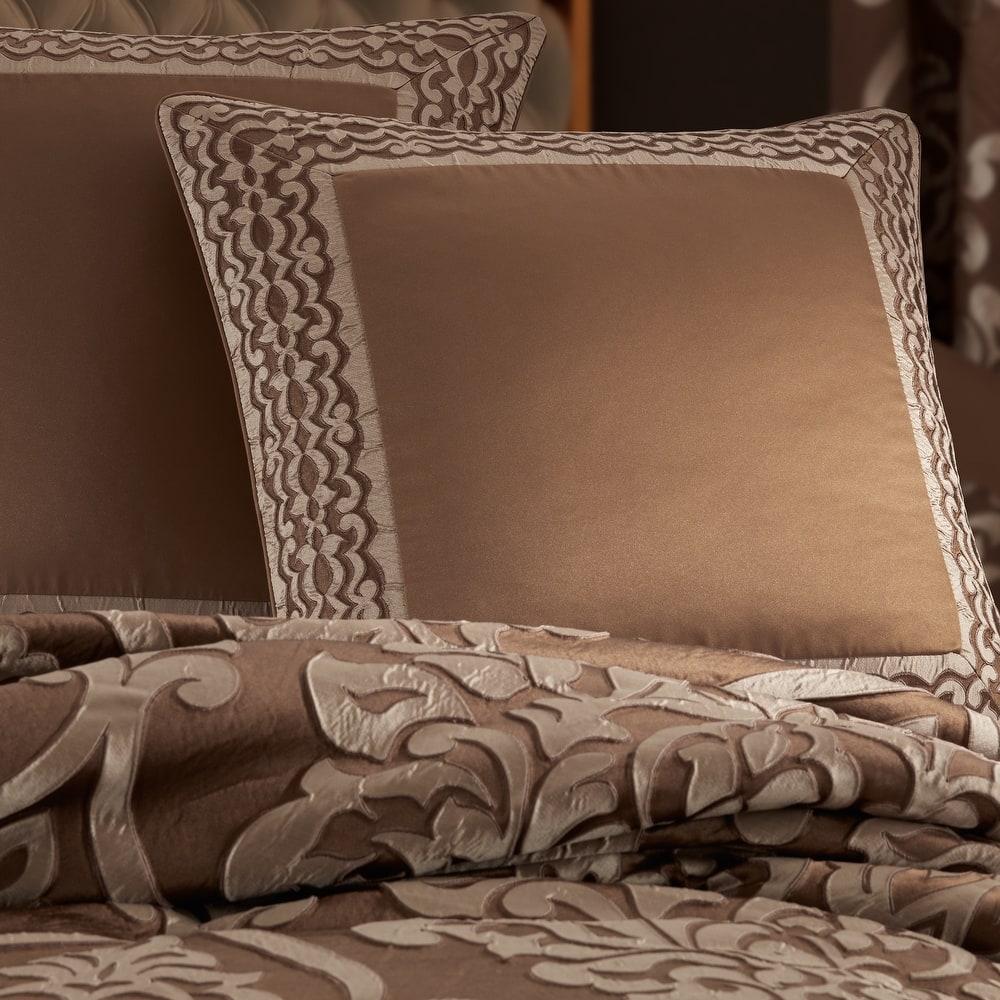 J. Queen New York Surano Euro Sham