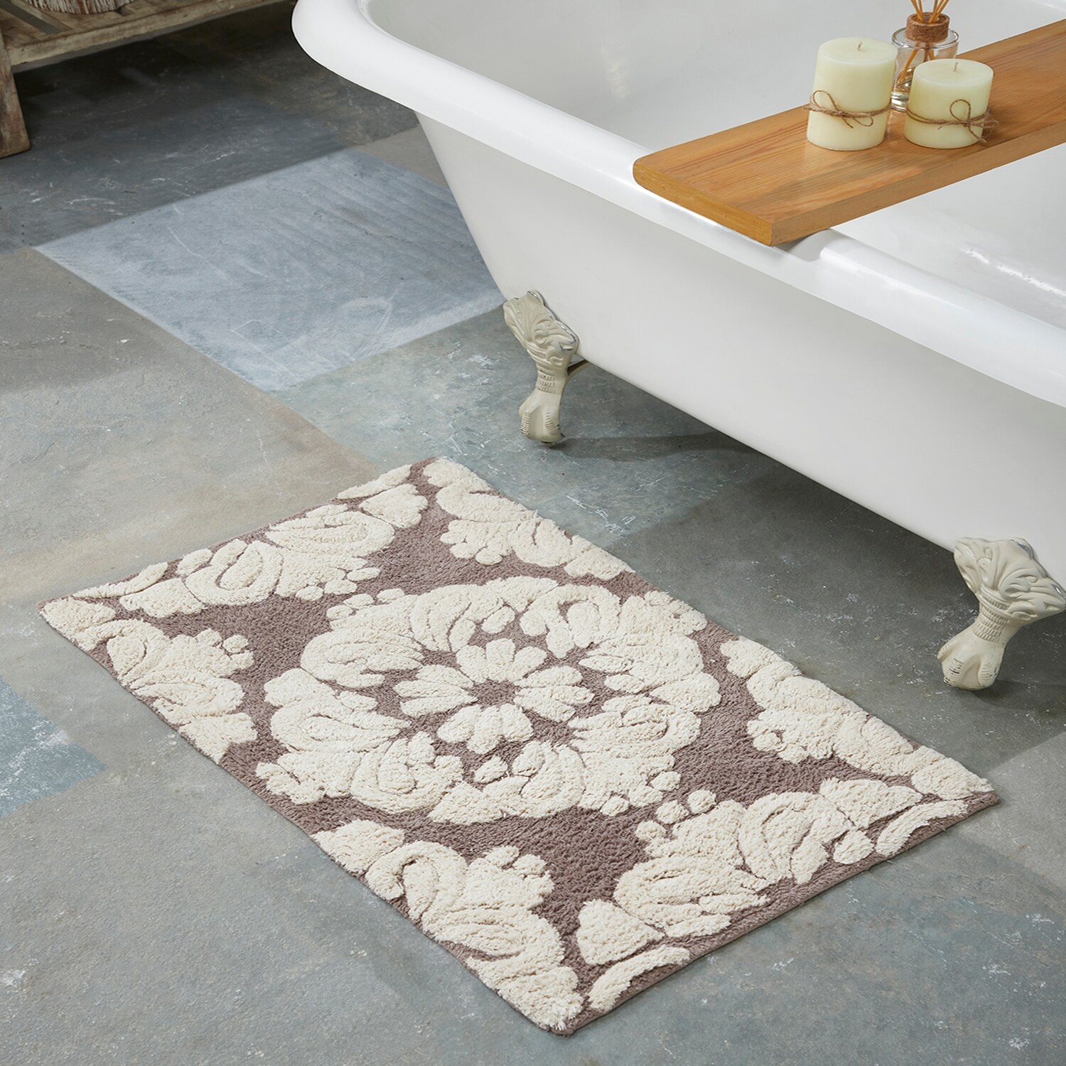 Medallion Collection Bath Rug