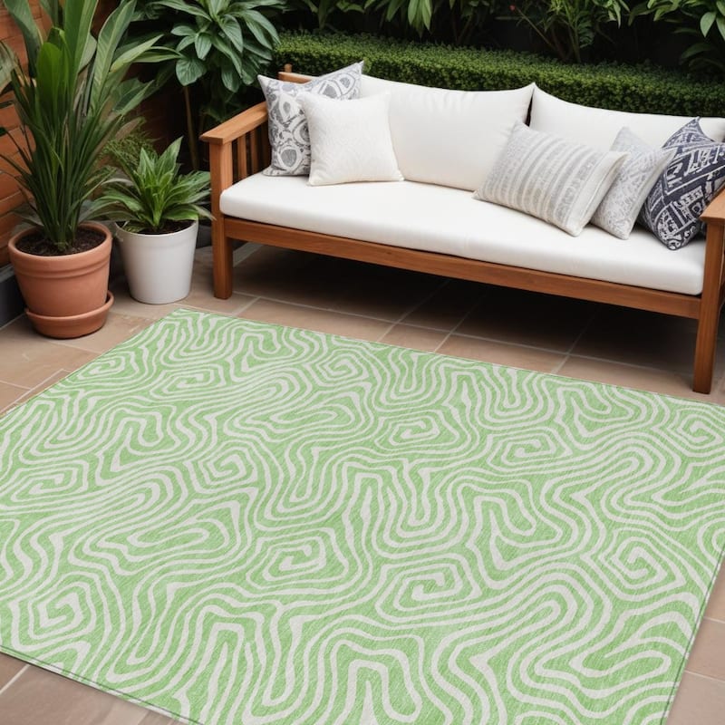HomeRoots Abstract Transitional Rectangle Outdoor Rug - 10' X 14'