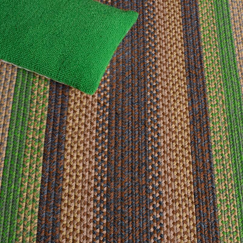 SAFAVIEH Handmade Braided Jivitza Country Rug