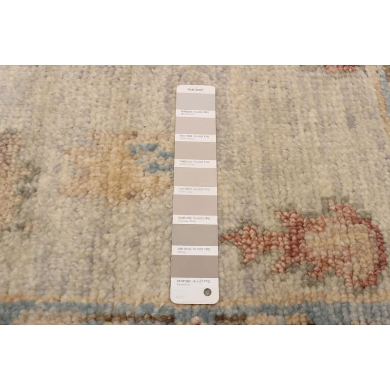 ECARPETGALLERY Hand-knotted Jules Serapi Light Grey Wool Rug - 7'11 x 9'10