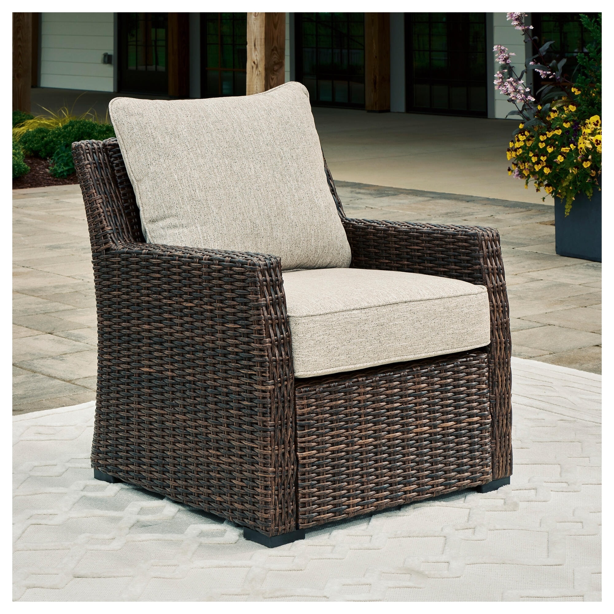 Signature Design by Ashley Brook Ranch Brown Outdoor Lounge Chair - 30.63" W x 34.5" D x 38.38" H
