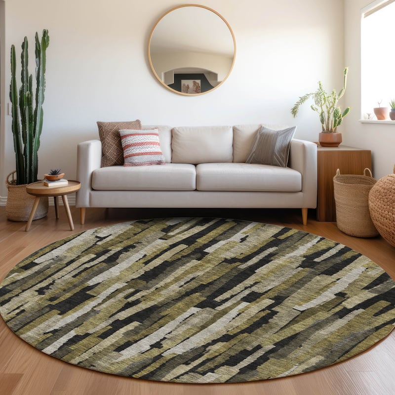 Machine Washable Indoor/ Outdoor Contemporary Chantille Rug - Brown - 8' x 8'