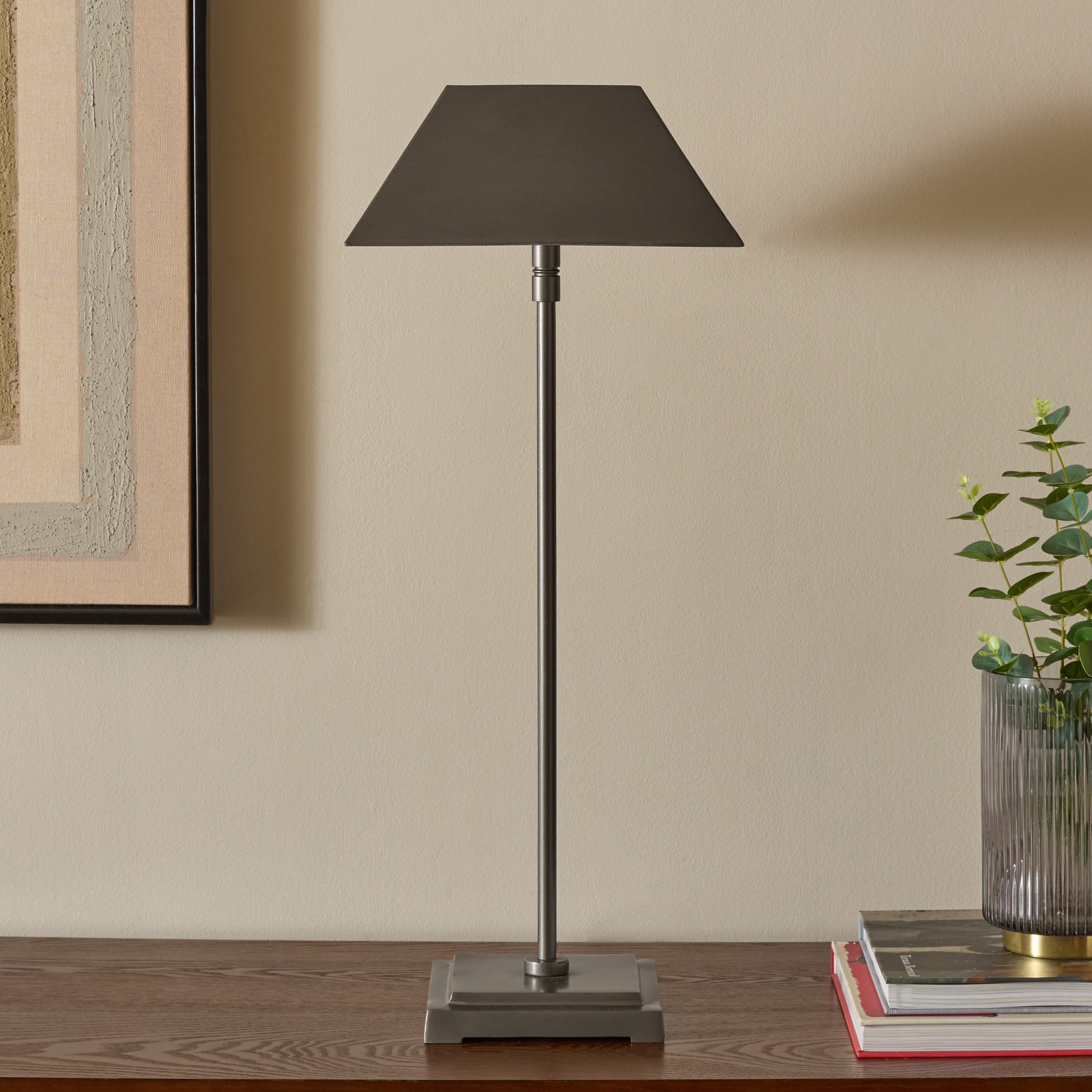SAFAVIEH Lighting Lleo 25-inch Table Lamp - 10"W x 10"D x 25"H