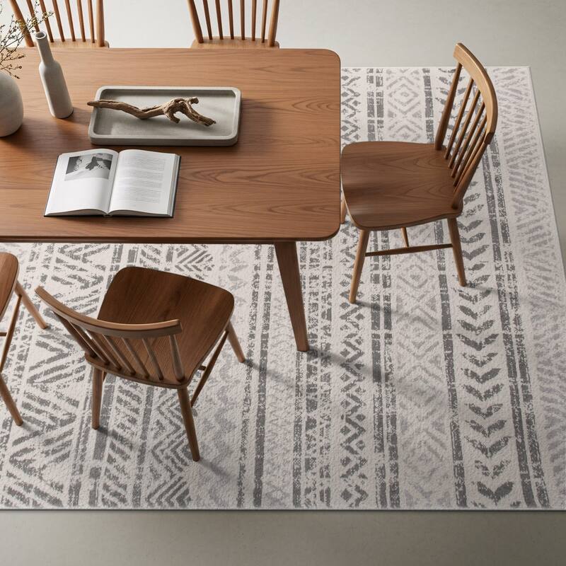 The Curated Nomad Midtown Geometric Distressed Bohemian Rug