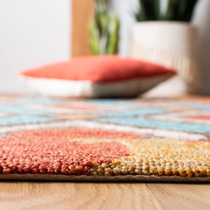 SAFAVIEH Handmade Four Seasons Malwine Floral Rug