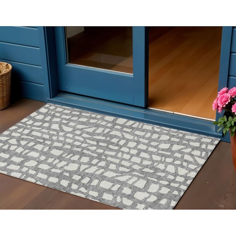 HomeRoots Abstract Transitional Rectangle Outdoor Rug - 3' x 5'
