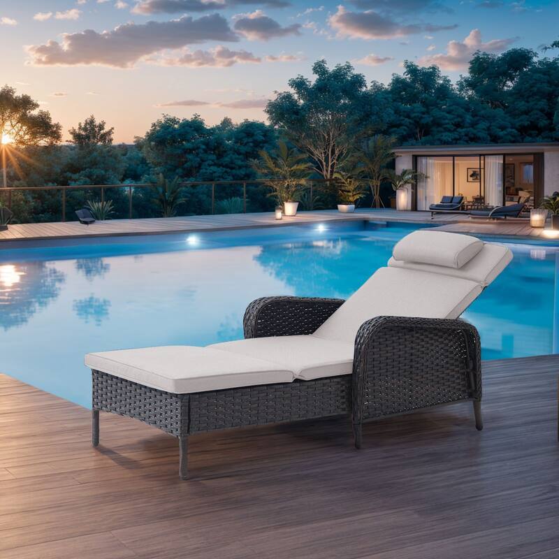 Outdoor Chaise Lounge Chairs for Outside Brown - Beige