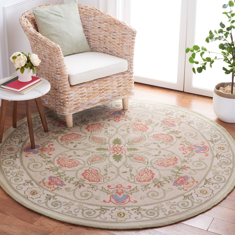 SAFAVIEH Handmade Chelsea Alecsandra French Country Wool Rug - 4' Round - Beige/Green