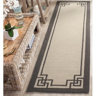 SAFAVIEH Handmade Four Seasons Buffy Floral Rug