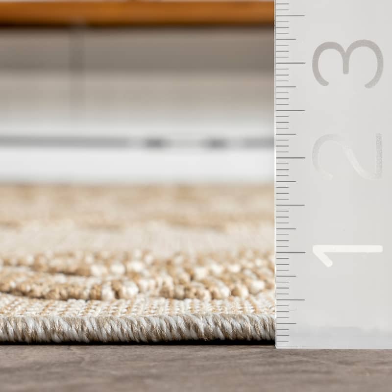 Nuloom Lorri Tribal Indoor/Outdoor Area Rug