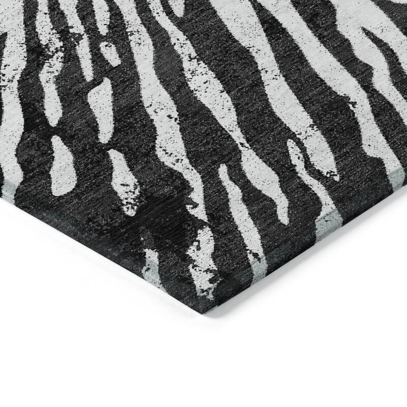 HomeRoots Abstract Transitional Rectangle Outdoor Rug