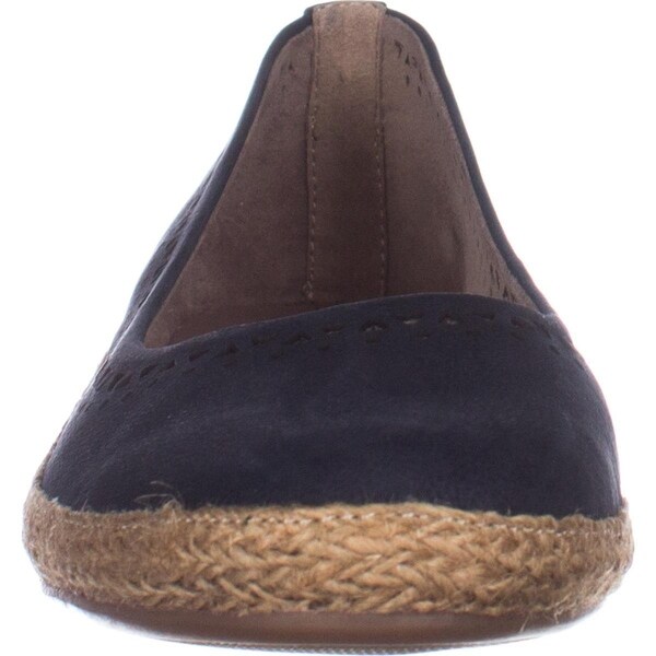 easy spirit navy pumps