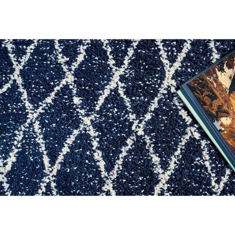 Giorgio Indoor Outdoor Reversible Navy/Ivory Area Rug.