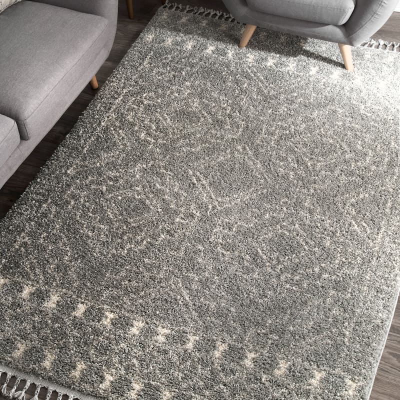 Nuloom Vasiliki Moroccan Shag Tasseled Area Rug