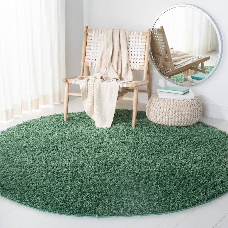 SAFAVIEH Venus Shag Durime 1.75-inch Thick Rug - 6'7" Round - Green
