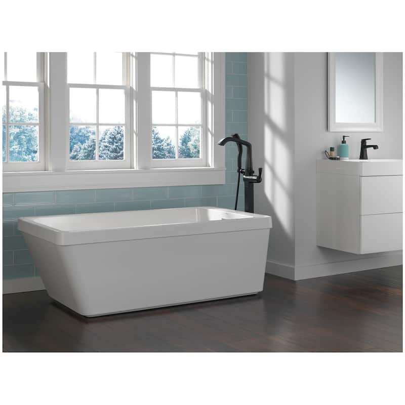 Delta Ashlyn 1.2 GPM Single Hole Bathroom Faucet with Pop-Up Drain