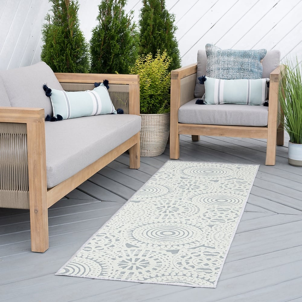 Cruise Bohemian & Eclectic Geometric Indoor/Outdoor Area Rug