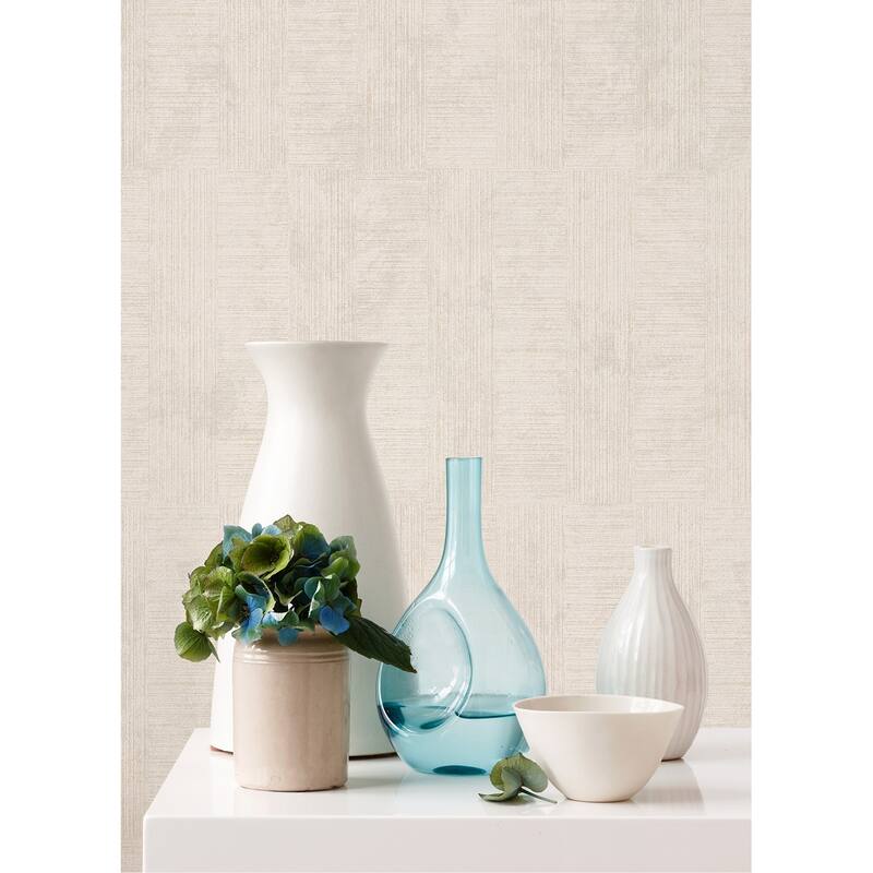 Advantage Eldorado Cream Geometric Wallpaper - 20.9in x 396in x 0.025in - 20.9in x 396in x 0.025in