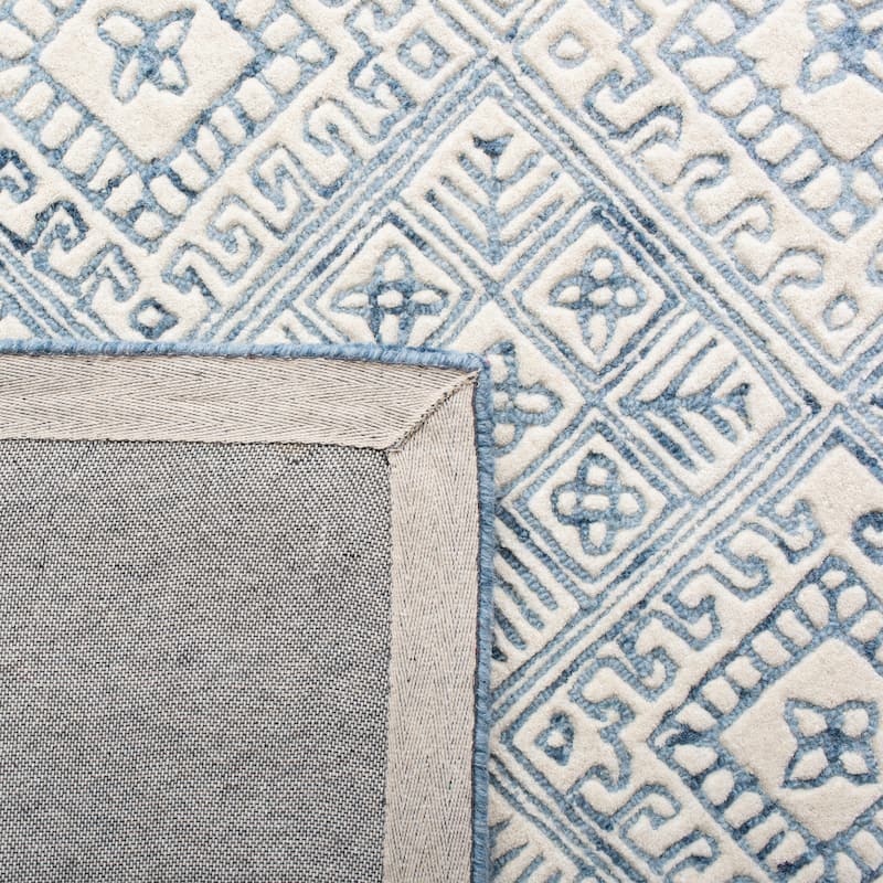 SAFAVIEH Handmade Glamour Klarita Wool Rug