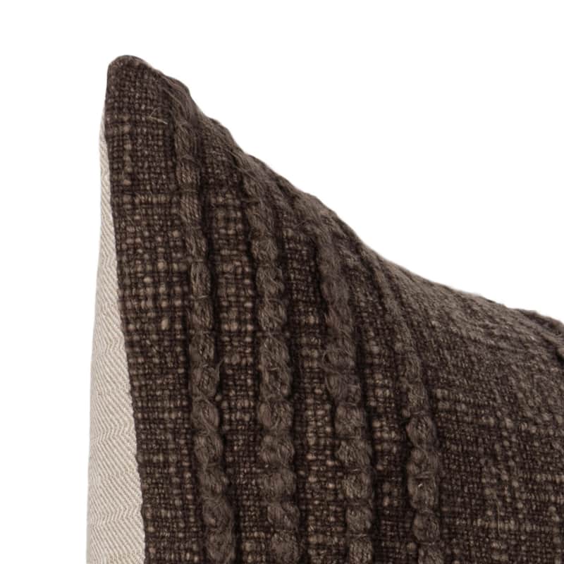 Villa by Classic Home Hannah 100% Cotton 22" Throw Pillow