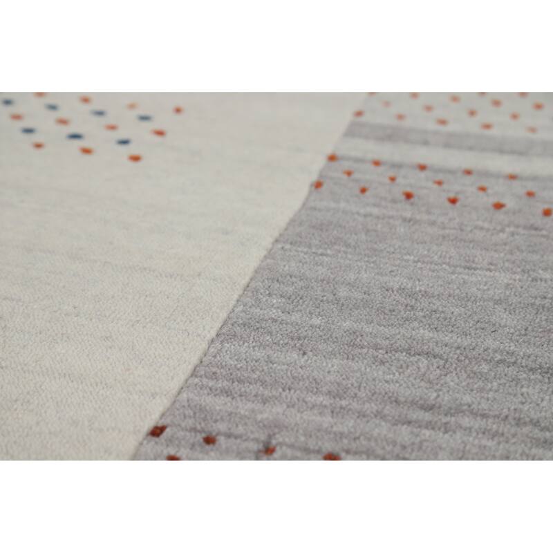 Gabbeh Indian Area Rug Handmade Beige Wool Carpet - 5'4" x 7'7"