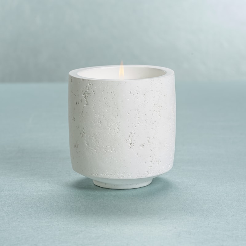 Cote d'Azur White Concrete Candle, Sea Salt & Coastal Mist