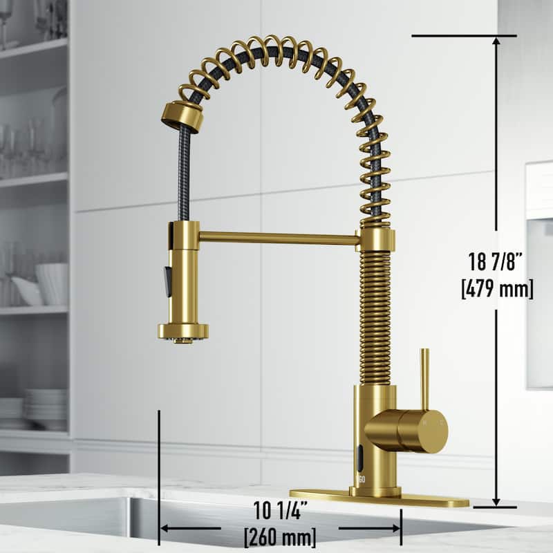 VIGO Edison 19" H Single Handle Pull-Down Sprayer Kitchen Faucet Set with Touchless Sensor
