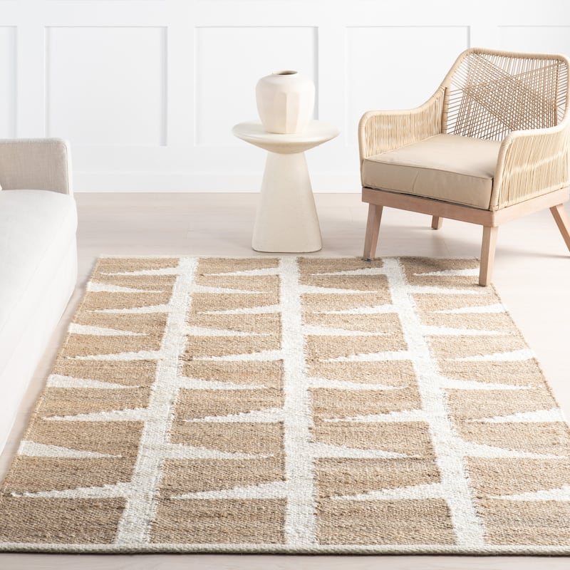 Nuloom Esti Geometric Jute Area Rug