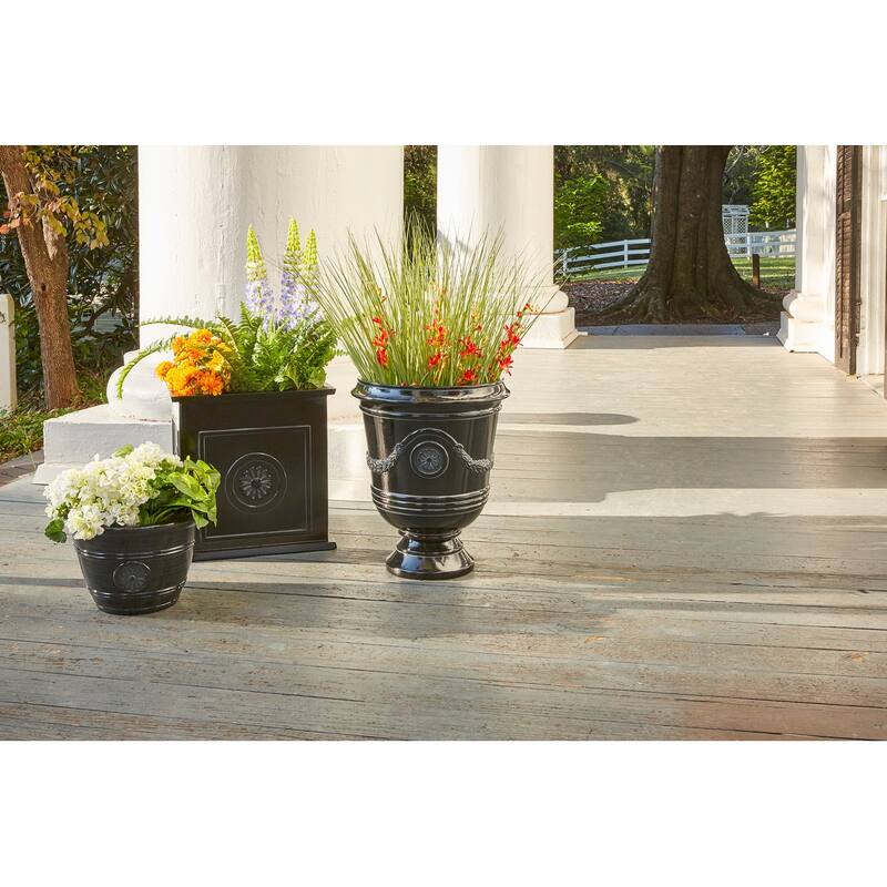 Southern Patio Colony 16-inch Square Country Planter