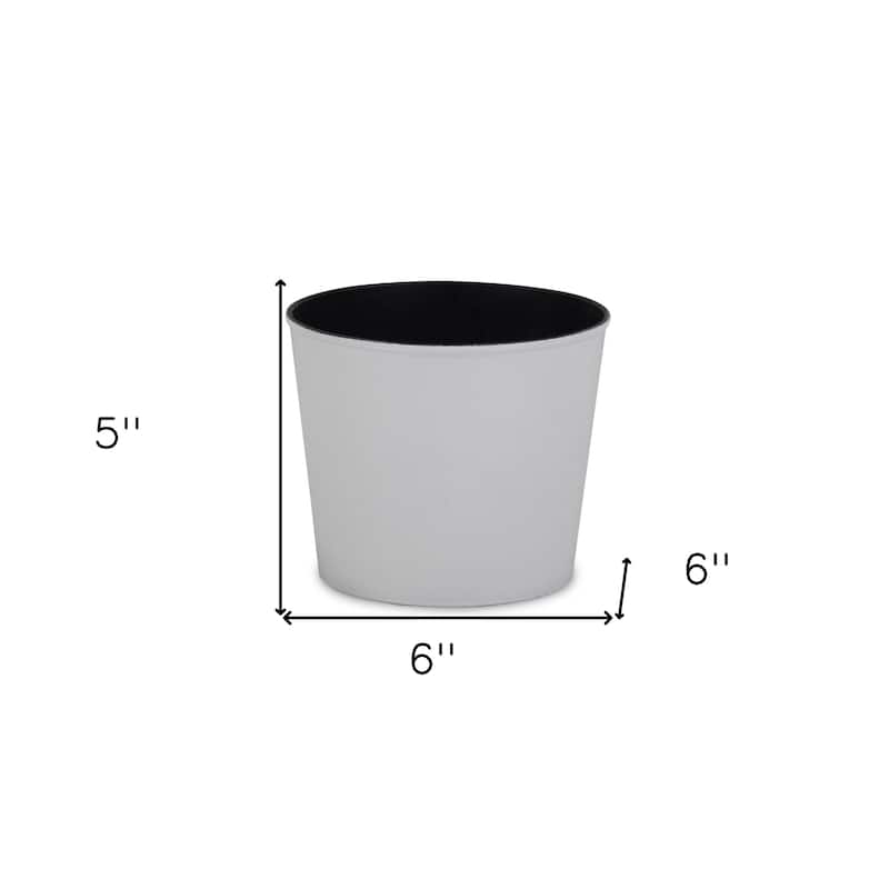 HomeRoots 6" White Recycled Plastic Indoor Outdoor Round Pot Planter