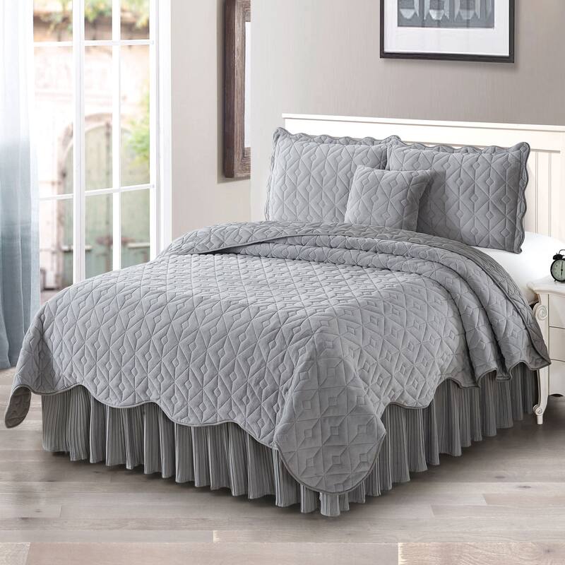 Serenta Diamond Flannel Quilted 4-piece Coverlet Set - Grey - Queen