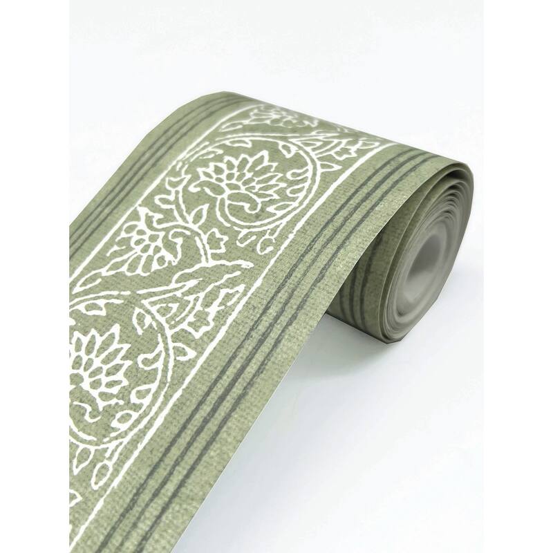 Chesapeake Carved Floral Green Trim Wall Border
