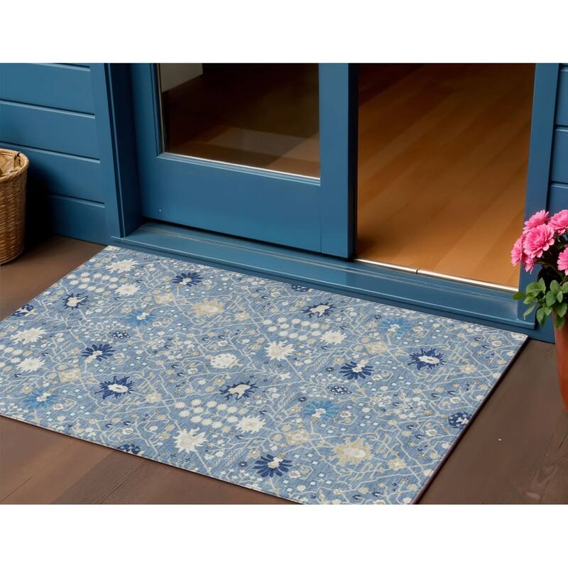 HomeRoots Oriental Traditional Rectangle Outdoor Rug - 3' x 5'
